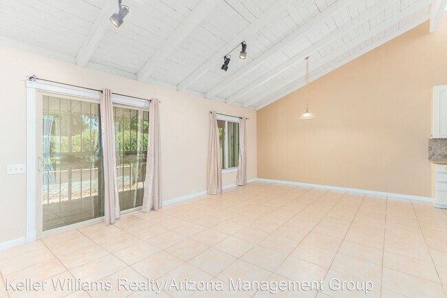 Building Photo - 2 br, 2 bath House - 4315 N 28th St