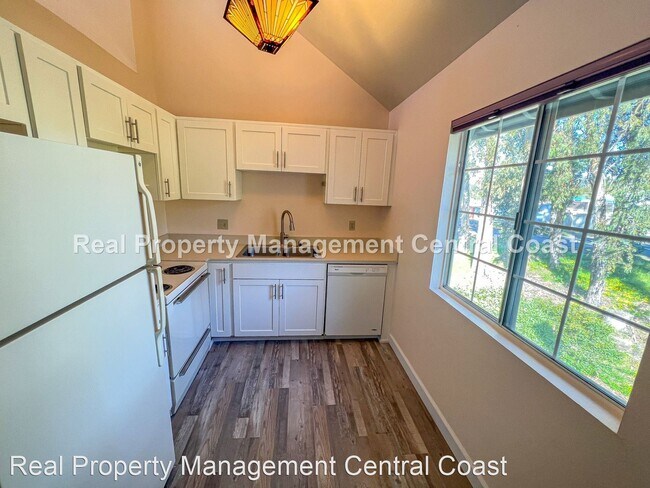 Building Photo - Studio, 1 bath House - 1019 Southwood Driv...