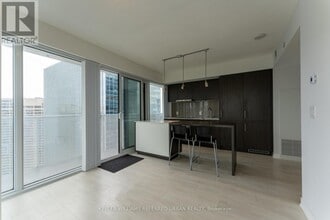 Building Photo - 88 Harbour St