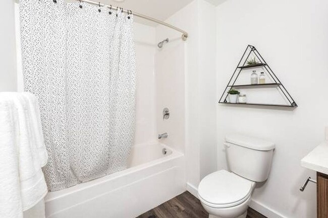 Interior Photo - The Hawthorne Apts