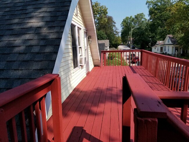 Foto del edificio - 615 N Lincoln St