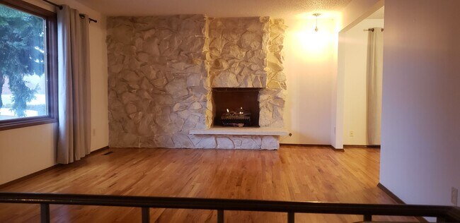 Foto del edificio - Mead School District- 4 bedroom, 3 bath ho...