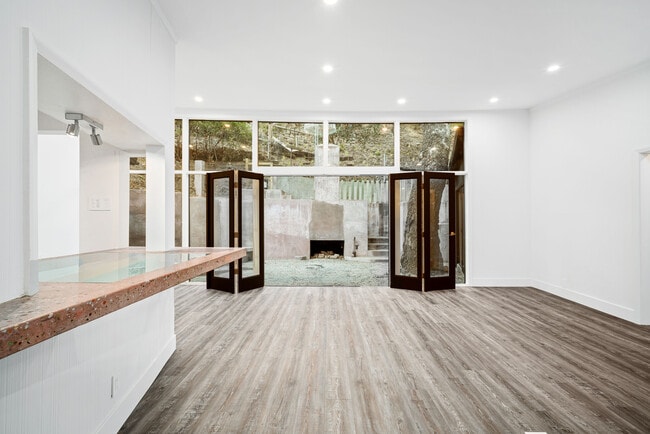 Doors to backyard - 1806 Benedict Canyon Dr