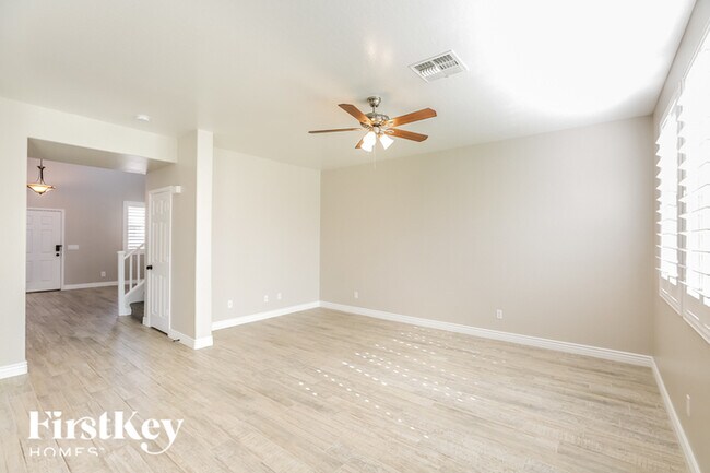 Foto del edificio - 2517 S 101st Ln