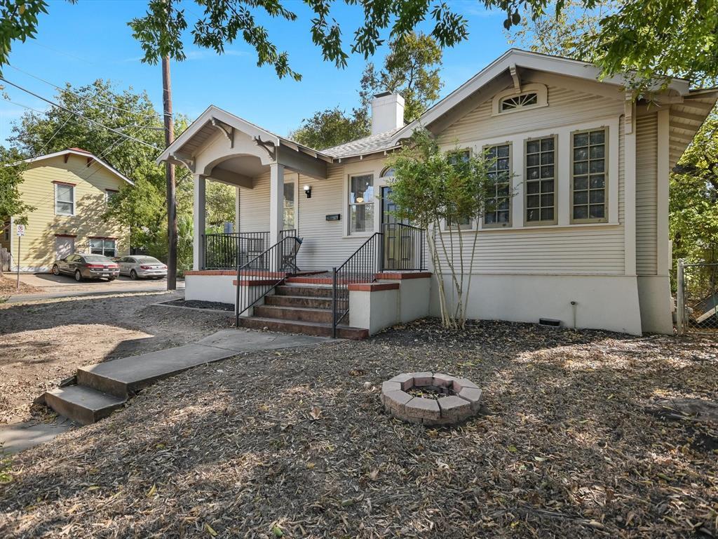 Primary Photo - 902 1/2 S 2nd St