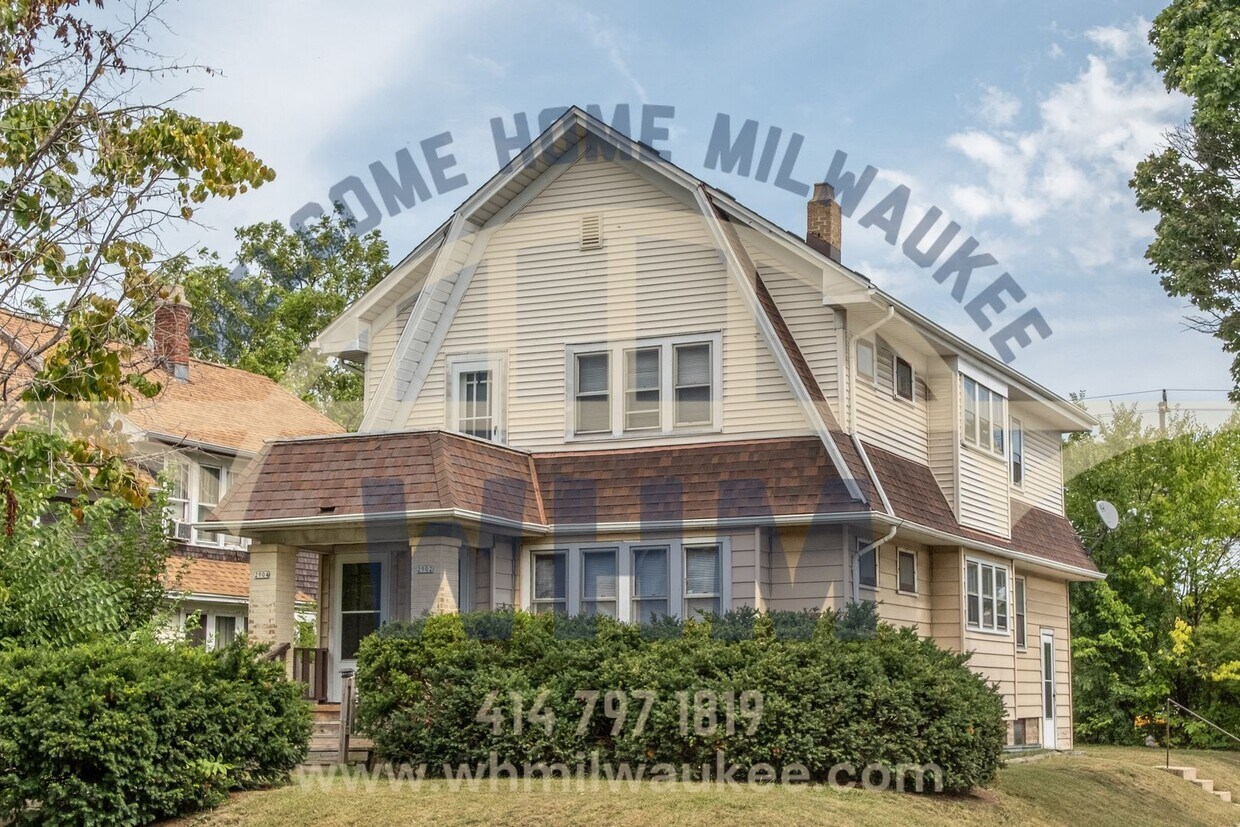 Primary Photo - Welcome Home to this Charming 2 Bedroom 1 ...