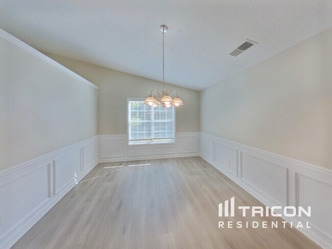 Foto del edificio - 1623 Leather Lake Ct