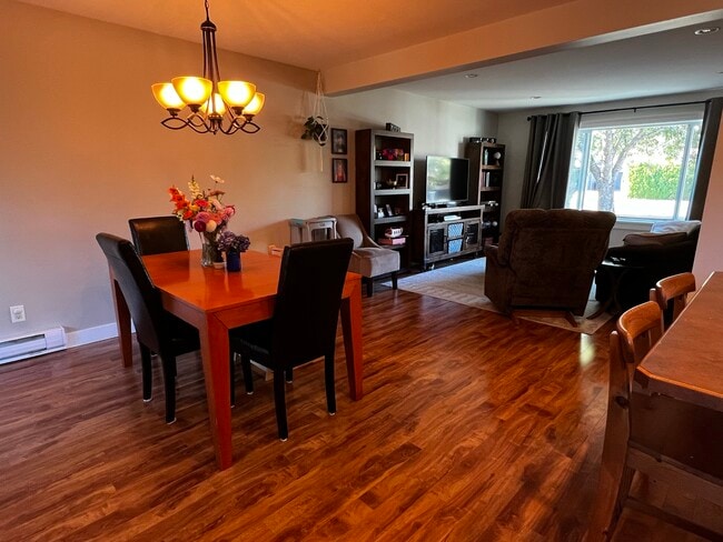 Building Photo - 1601 Dalmatian Dr