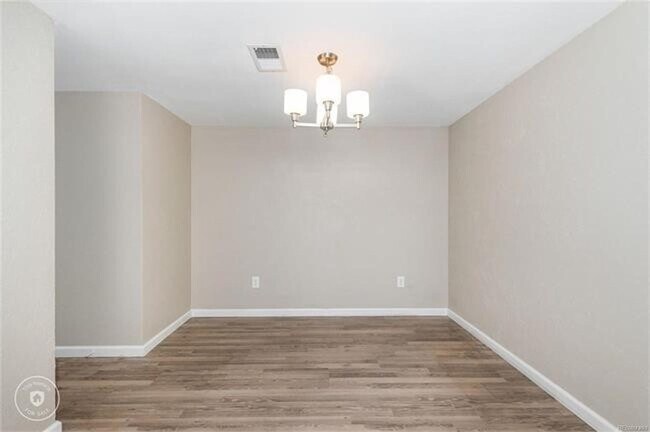 Foto del edificio - 12536 Forest Dr