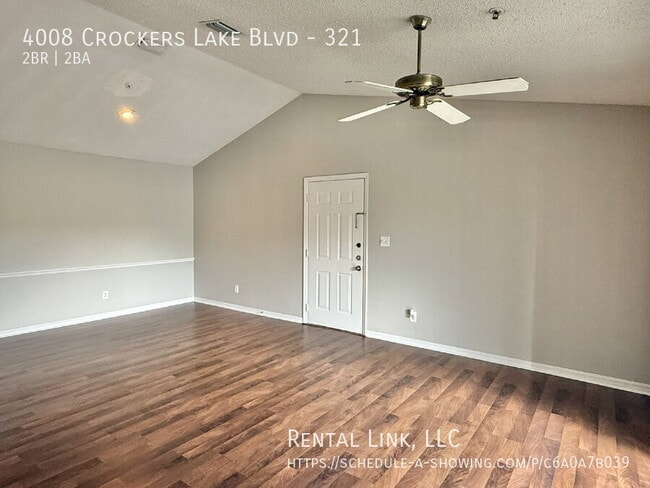Foto del edificio - 4008 Crockers Lake Blvd