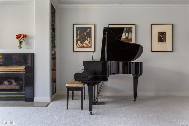 Building Photo - 2 br, 3 bath Condo - 1823 Manning Ave Apt 103