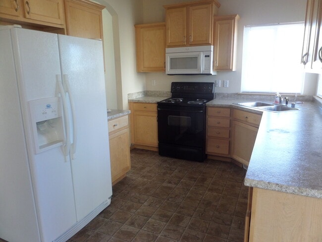 Building Photo - 1117 183 St Ct E