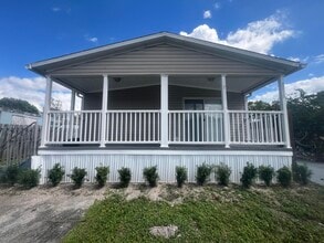 Building Photo - 10717 N Branch Rd