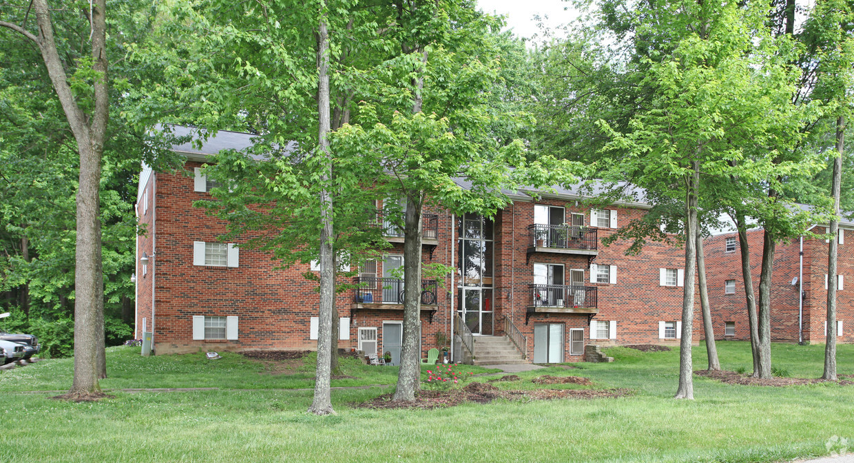 Foto del edificio - 3819-3825 Rohling Oaks Dr