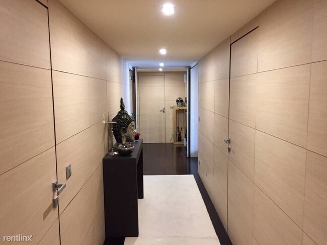 Building Photo - 2 br, 2 bath Apartment - 530 K St Unit 713