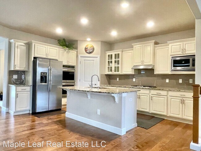 Building Photo - 4 br, 4 bath House - 17525 40th Dr SE