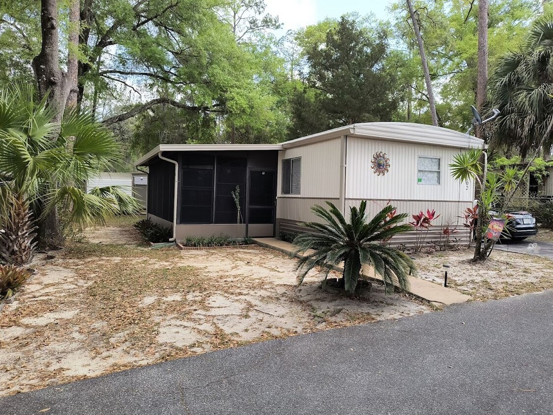 Primary Photo - 2/2 Seasonal Mobile Home for rent in Flori...