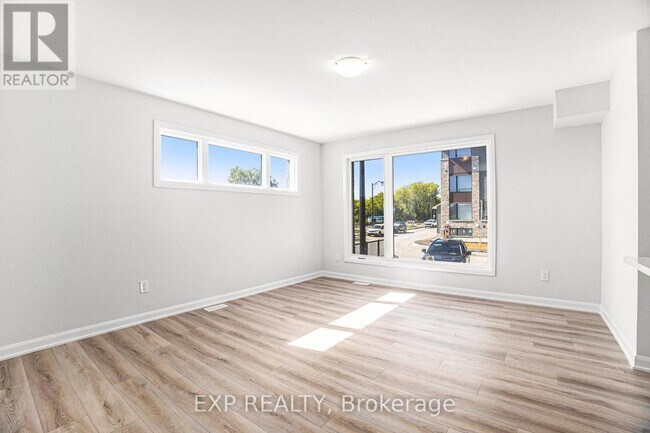 Photo du bâtiment - 1523 Creekway Private