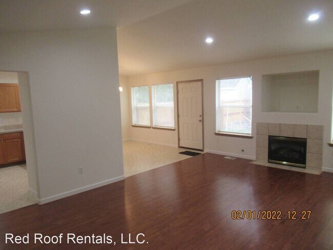 Foto del edificio - 3 br, 2 bath House - 8824 222nd St E