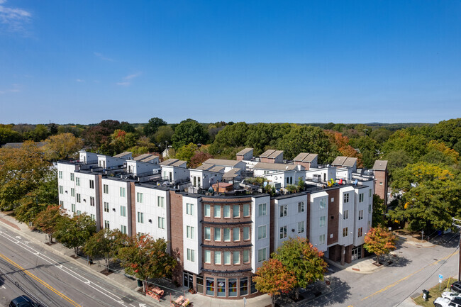 Foto del edificio - Rosemary Village