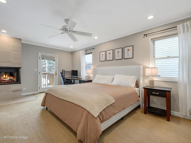 Building Photo - 1720 W Altgeld St