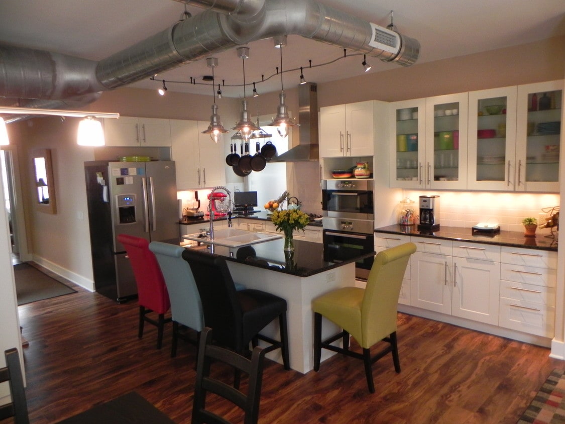 Kitchen - 742 Wealthy St SE