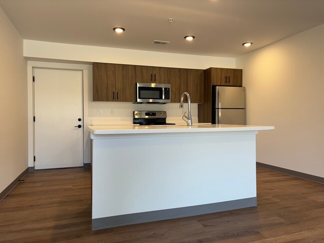 Building Photo - Poplar Grove Apartments