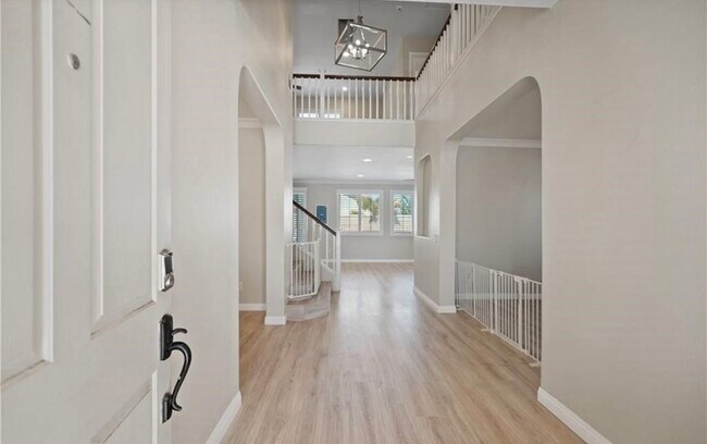 Foto del edificio - 29851 Fox Creek Dr