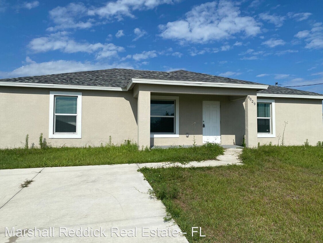 4 br, 2 bath House 9029 S Indio Circle House for Rent in LaBelle