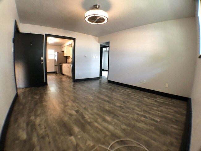 Building Photo - 4426 W 39th Ave