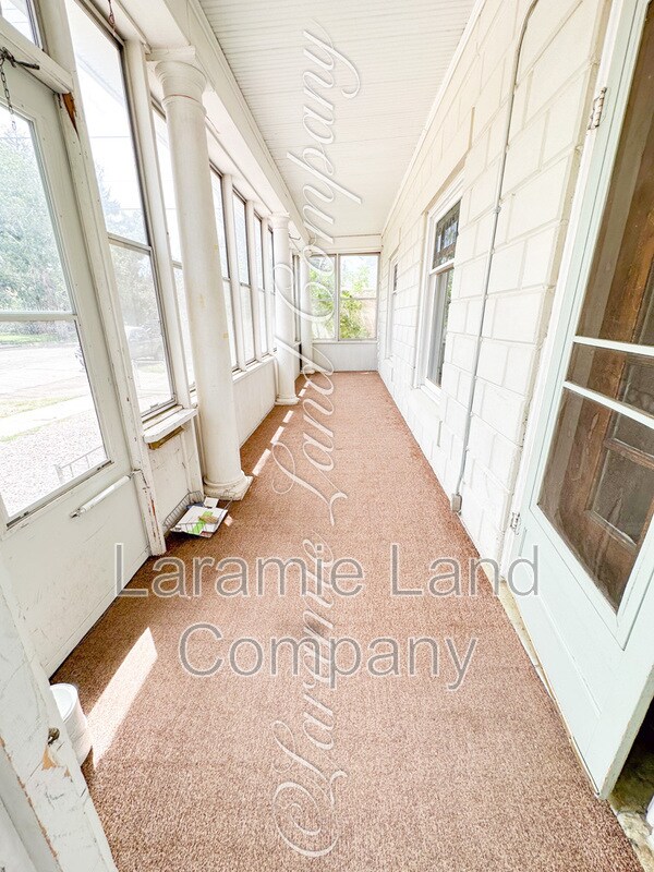 Foto principal - 815 East University Avenue - 1