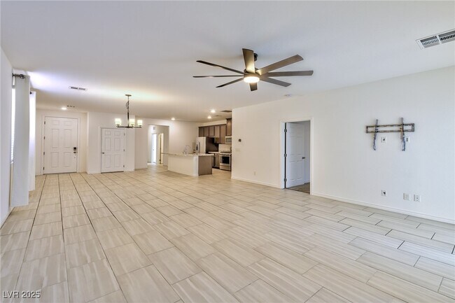 Building Photo - 988 Edel Hest Ave