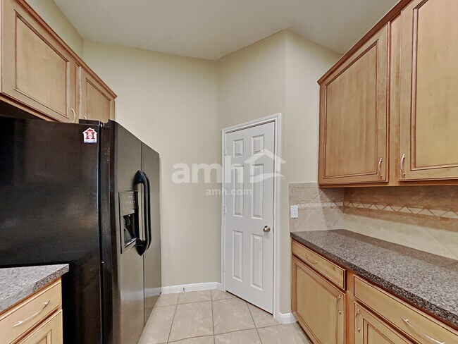 Foto del edificio - 21367 Village Crossing Ln