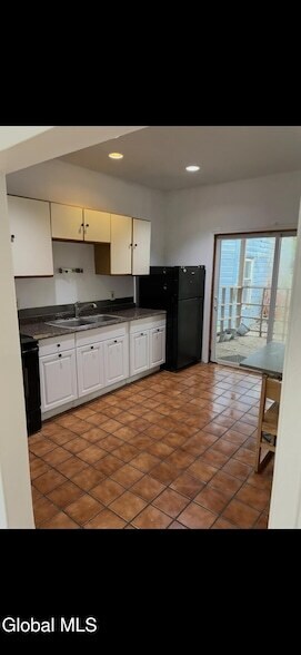 Foto del edificio - 65 Lark St