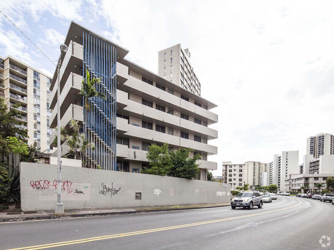 Foto del edificio - Poly Vista Apartments