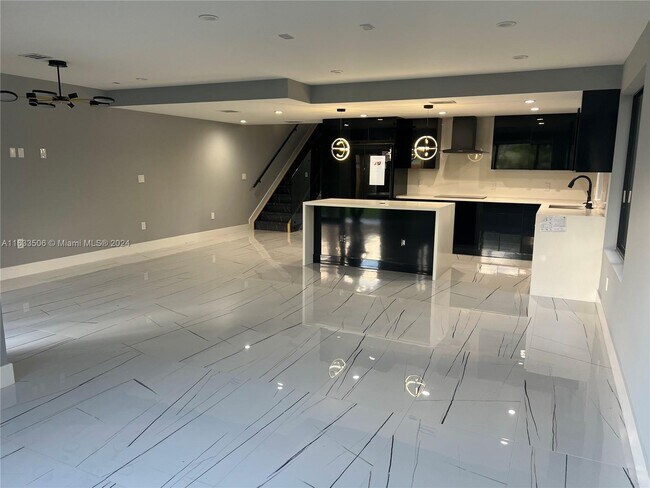 Foto del edificio - 2390 NW 93rd Terrace