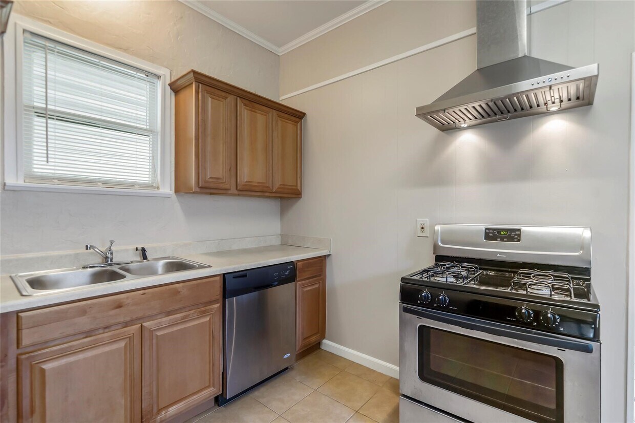 Foto del edificio - 709 E 26th St
