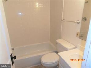 Foto del edificio - 804 W 13th St