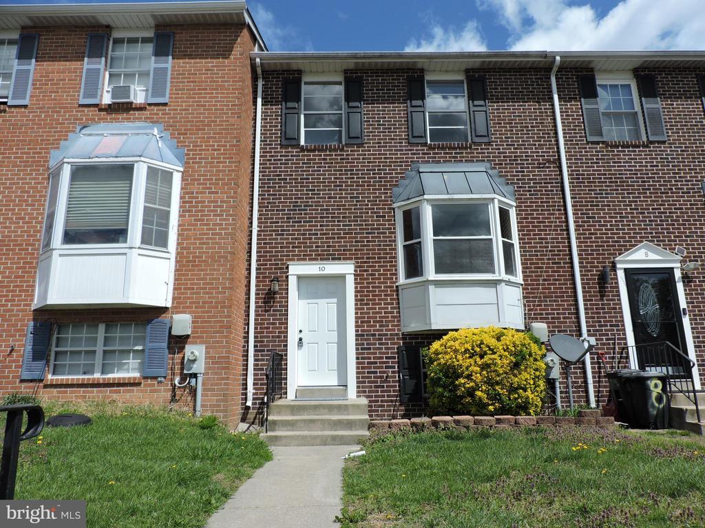 Primary Photo - 10 Powhurst Ct