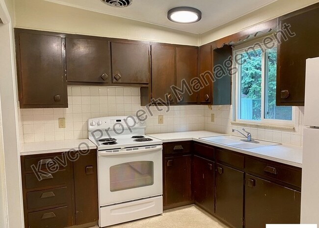 Foto del edificio - 711 W Prospect Rd