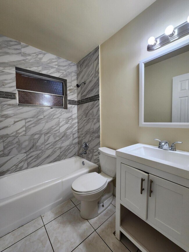 Foto del edificio - 190 NE 40th St