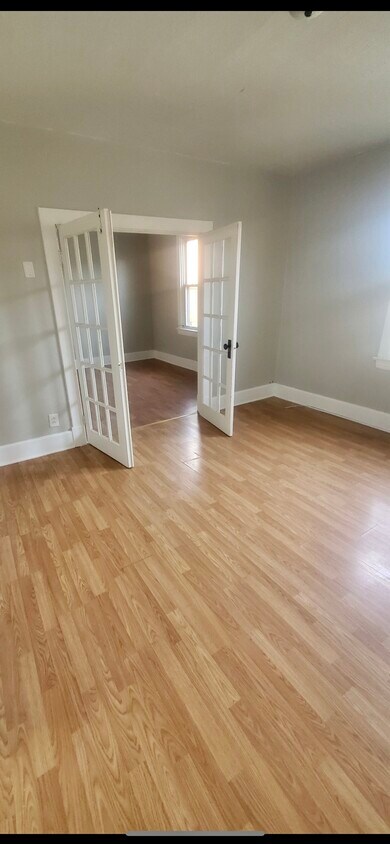 Dining Room - 189 Sherman Ave