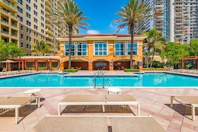 Building Photo - 2080 S Ocean Dr