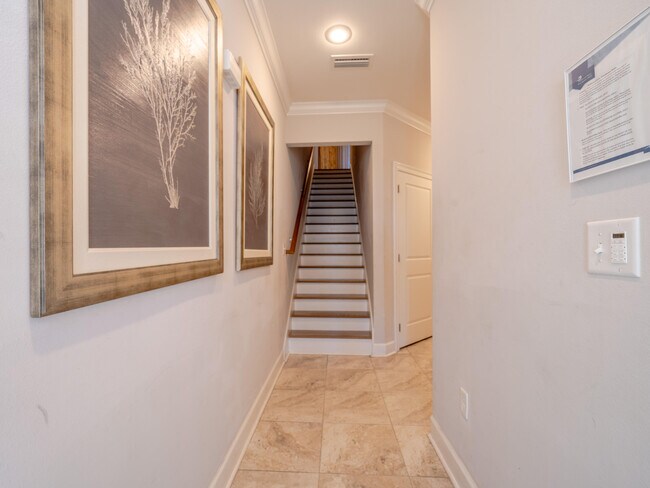 Foto del edificio - 257 Driftwood Rd