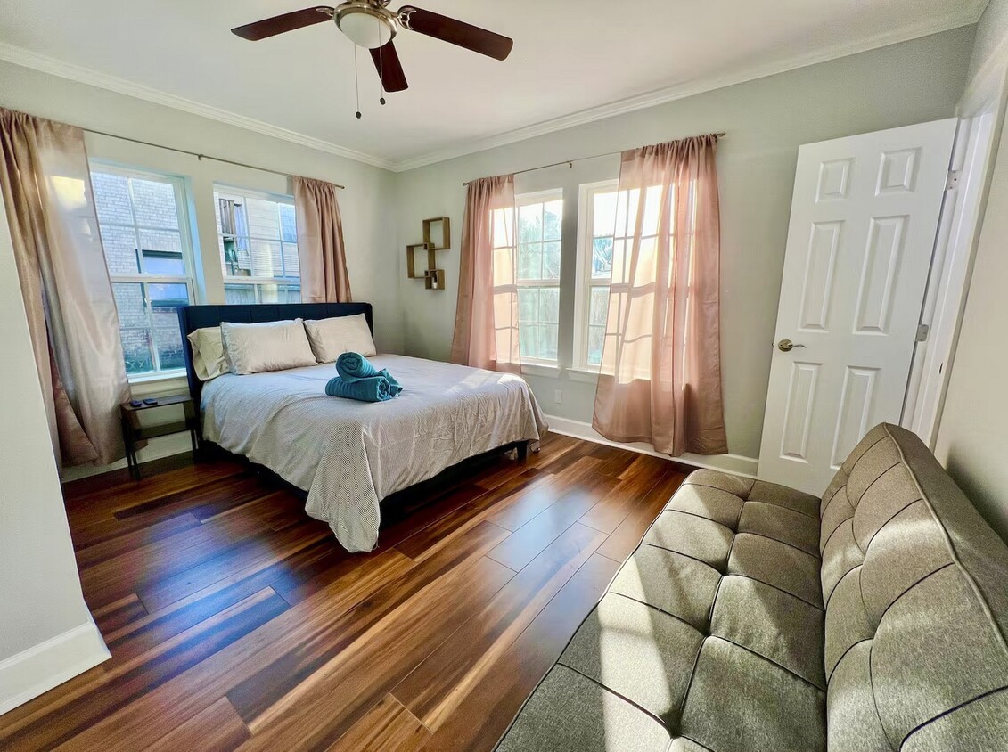 Foto principal - 1508 Ridgewood St