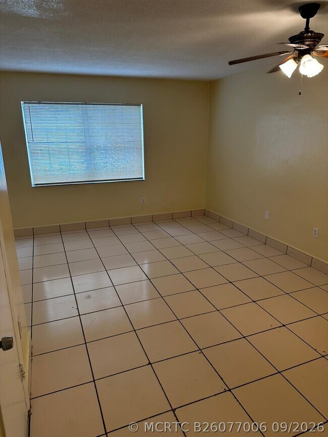 Foto del edificio - 13695 NE 3rd Ct