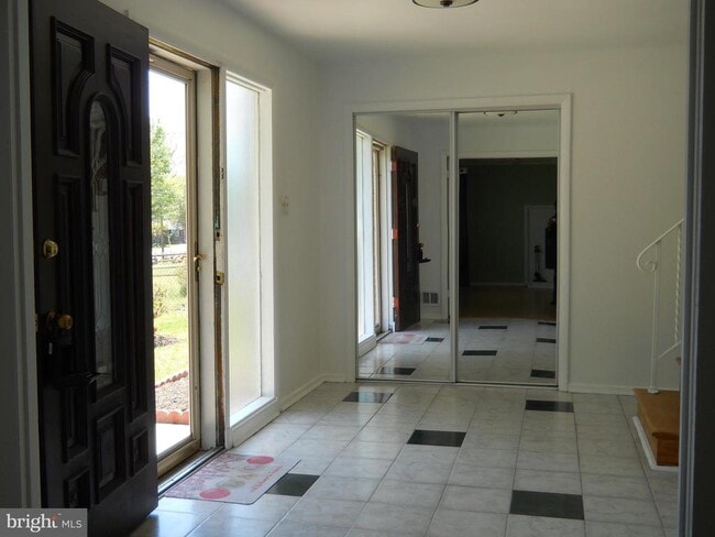 Building Photo - 9508 Lawnsberry Terrace