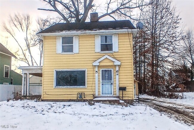 Foto del edificio - 39 Hilton Ave