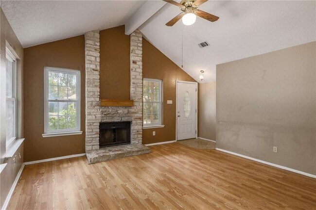 Building Photo - 16821 Whitebrush Loop