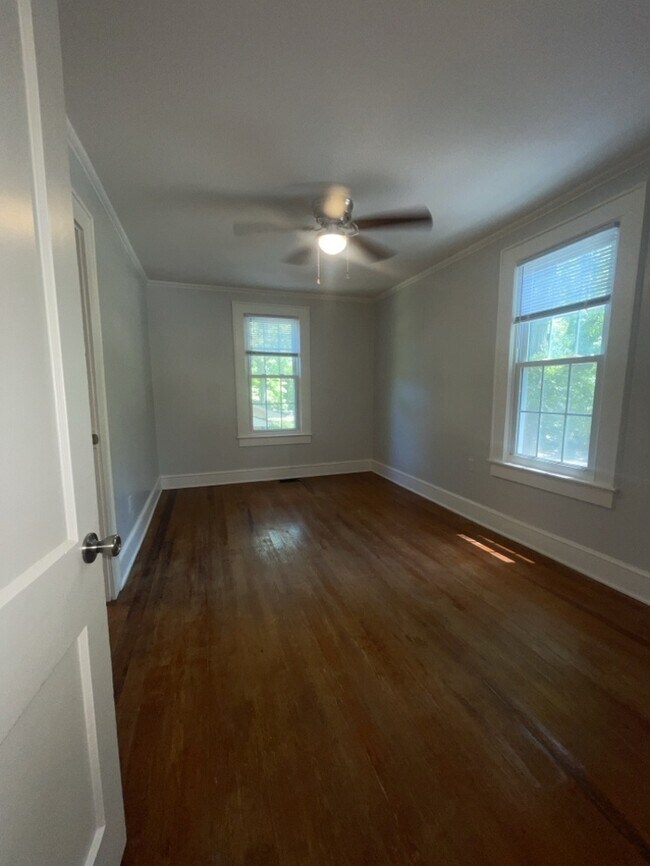 Foto del edificio - 418 Glenwood Ave